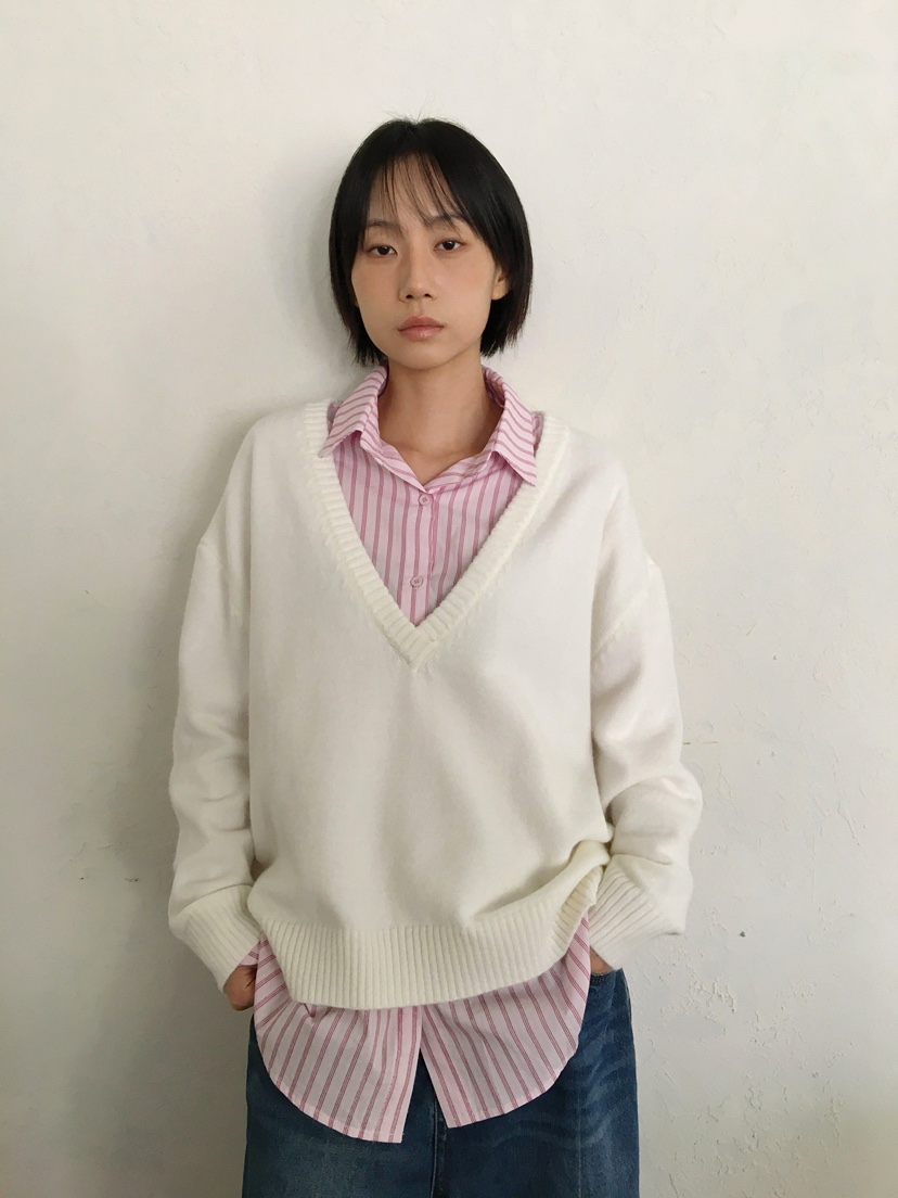 CCW東大門㊣實拍女士新款時尚職業熱賣真品人氣休閑25秋冬針織衫CCW--NYUNYU針織衫