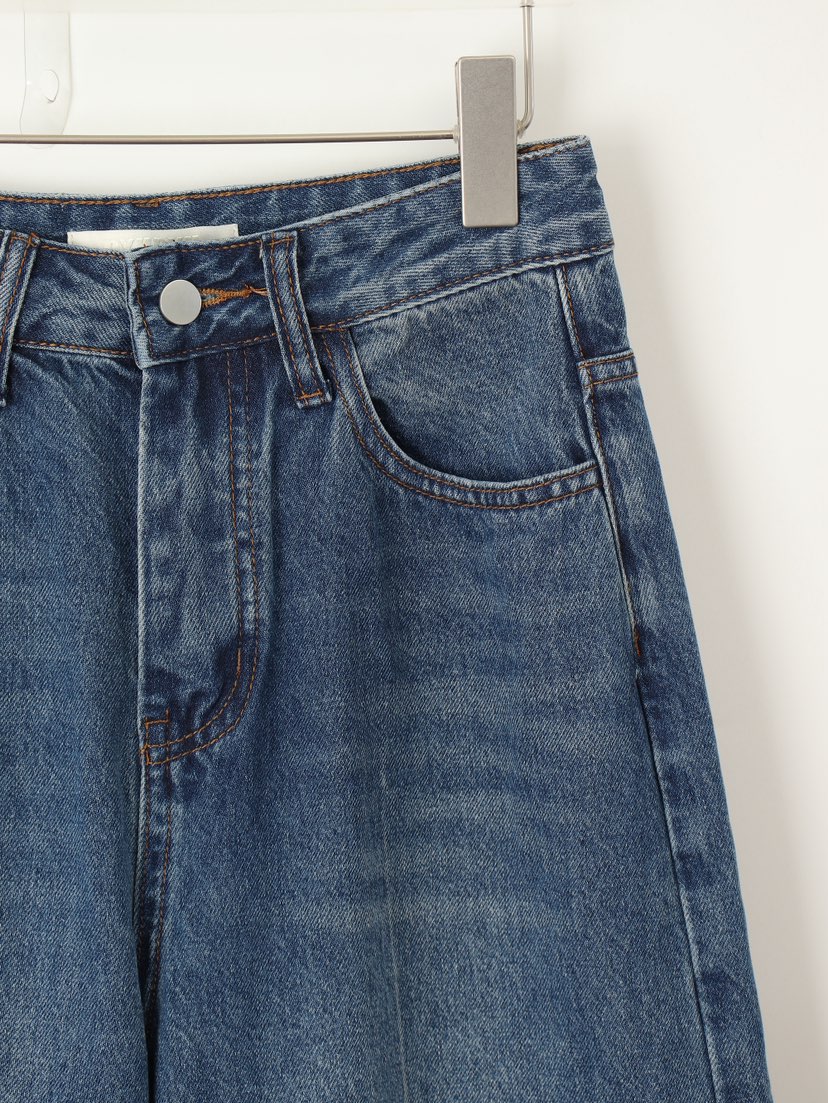 CCW韓國代購㊣女裝新款時尚人氣熱賣25秋冬休閑職業真品牛仔褲CCW--NYUNYU牛仔褲