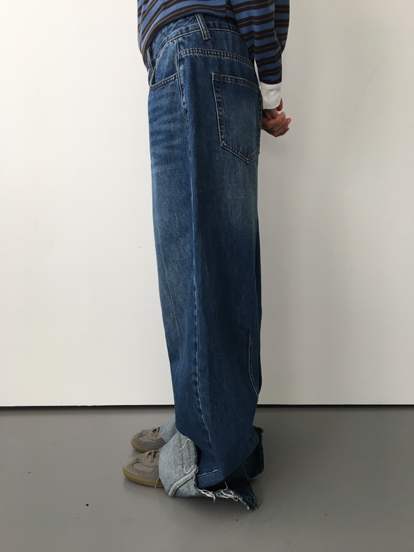 CCW韓國代購㊣女裝新款時尚人氣熱賣25秋冬休閑職業真品牛仔褲CCW--NYUNYU牛仔褲