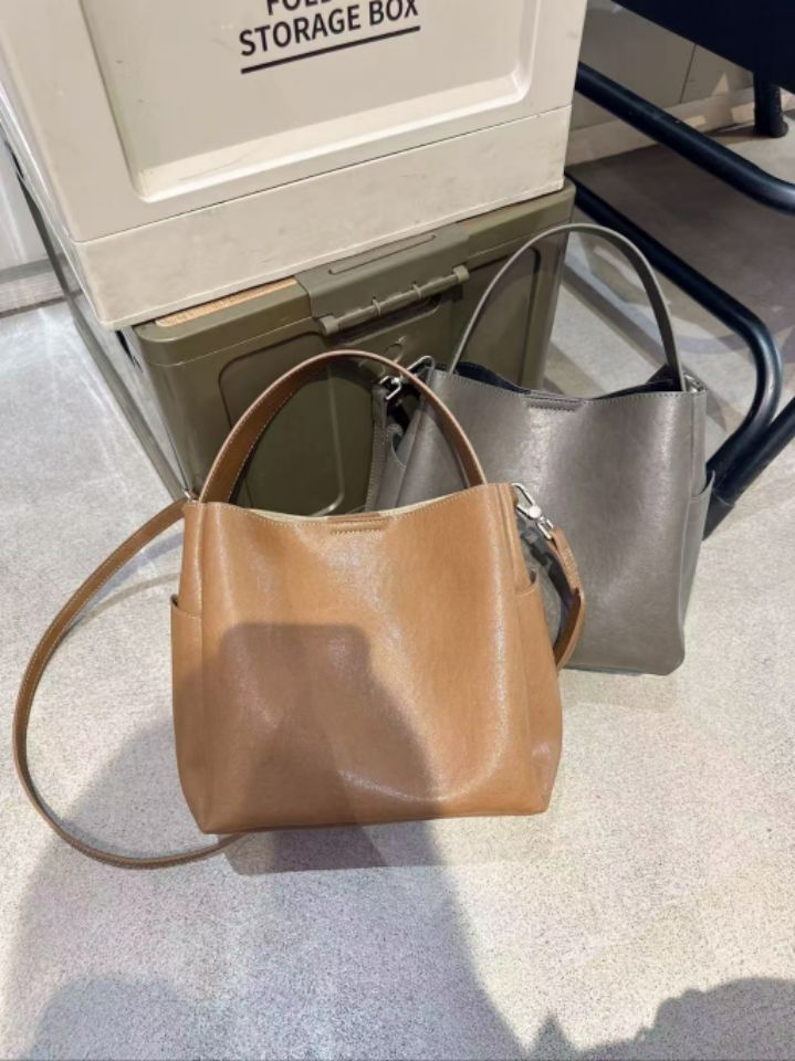 TROUVAILLE韓國直郵㊣女士新款熱賣25秋冬手拿包腋下包牛皮TROUVAILLE手拿包/腋下包