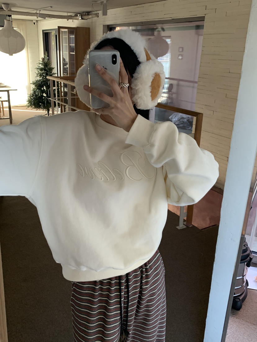 MORE THAN-P東大門㊣直郵女裝新款推薦人氣職業休閑熱賣衛衣MORE THAN衛衣