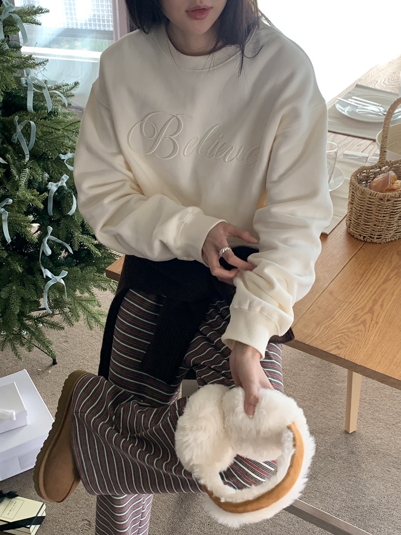 MORE THAN-P東大門㊣直郵女裝新款推薦人氣職業休閑熱賣衛衣MORE THAN衛衣