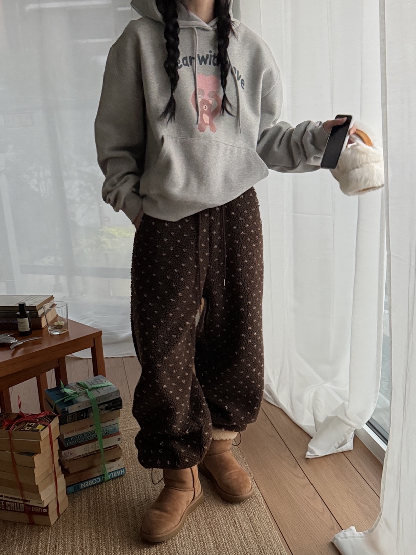 MORE THAN-P韓國代購㊣女裝新品職業25秋冬人氣真品熱賣衛衣MORE THAN衛衣