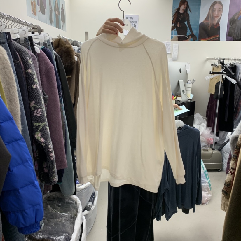 SOLD OUT韓國直郵㊣女士新款熱賣人氣休閑時尚職業長袖T恤SOLD OUT長袖T恤圖色2