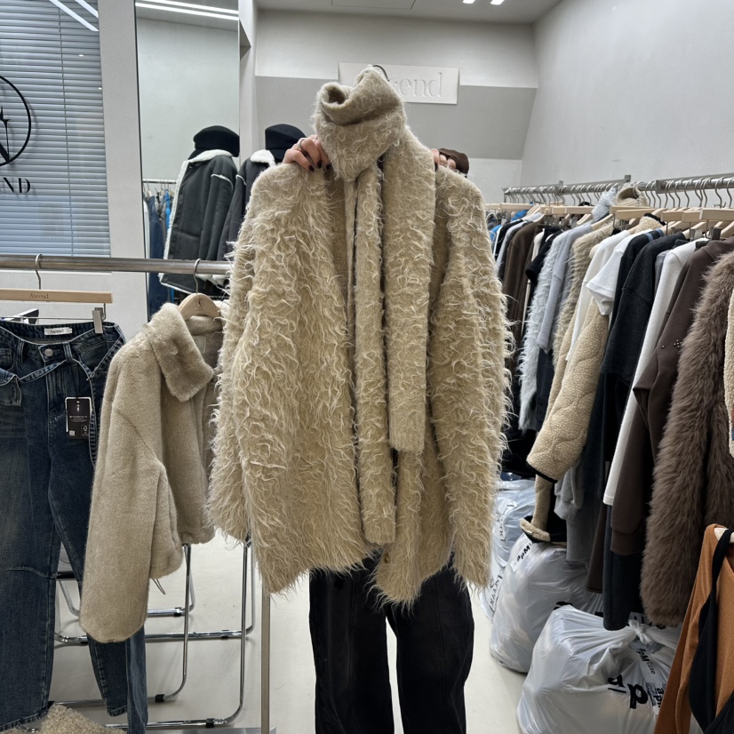 ASCEND東大門㊣實拍女裝新款25秋冬套裝羊駝毛含圍巾兩件套套裝ASCEND套裝圖色3