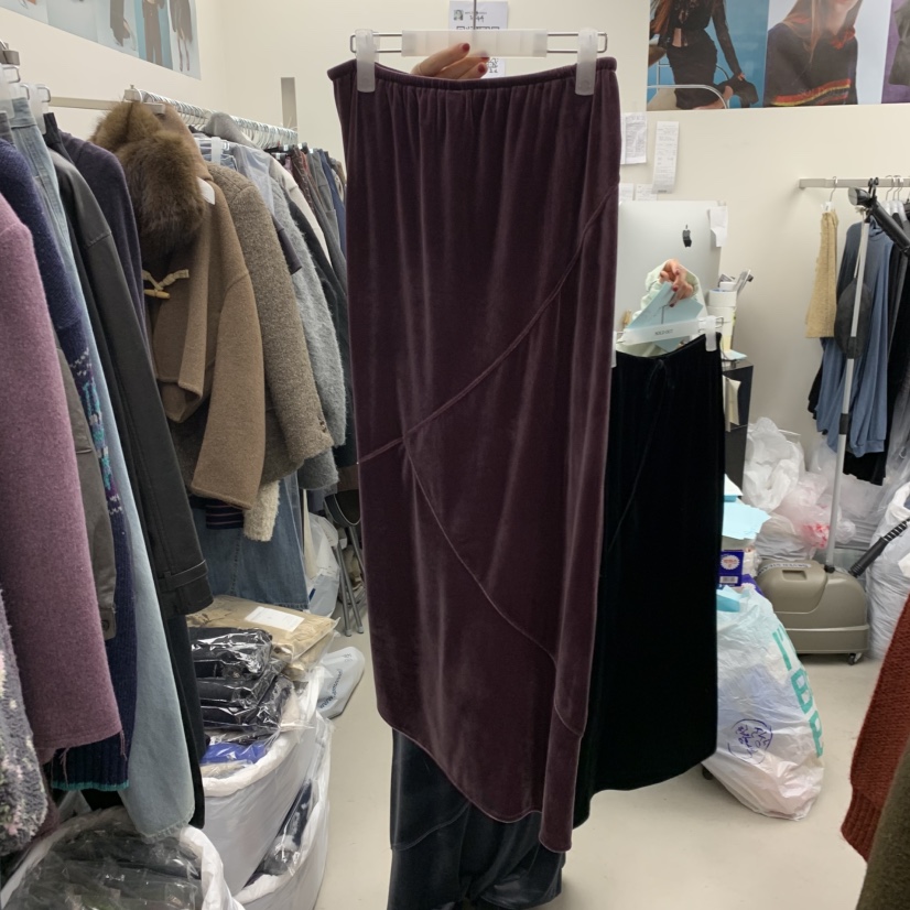 SOLD OUT東大門㊣實拍女裝新款時尚25秋冬半身裙中短裙天鵝絨SOLD OUT半身裙/中短裙