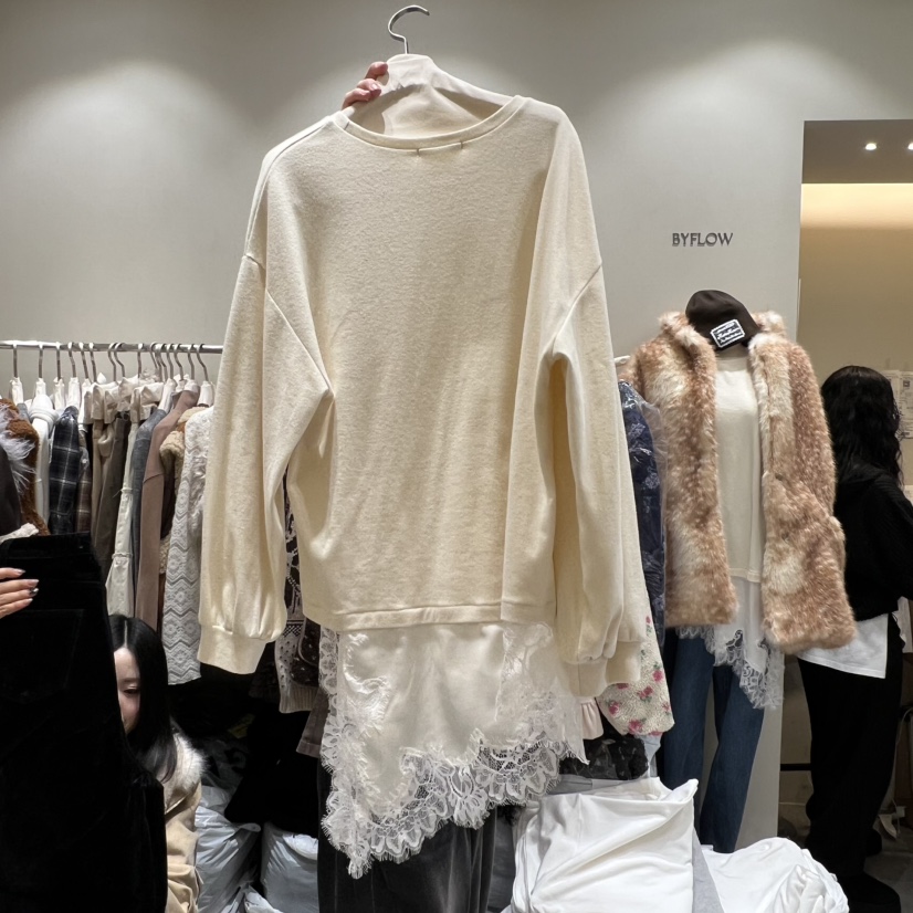 BY FLOW韓國直郵㊣女裝新品熱賣時尚人氣職業長袖T恤蕾絲緞面BY FLOW長袖T恤