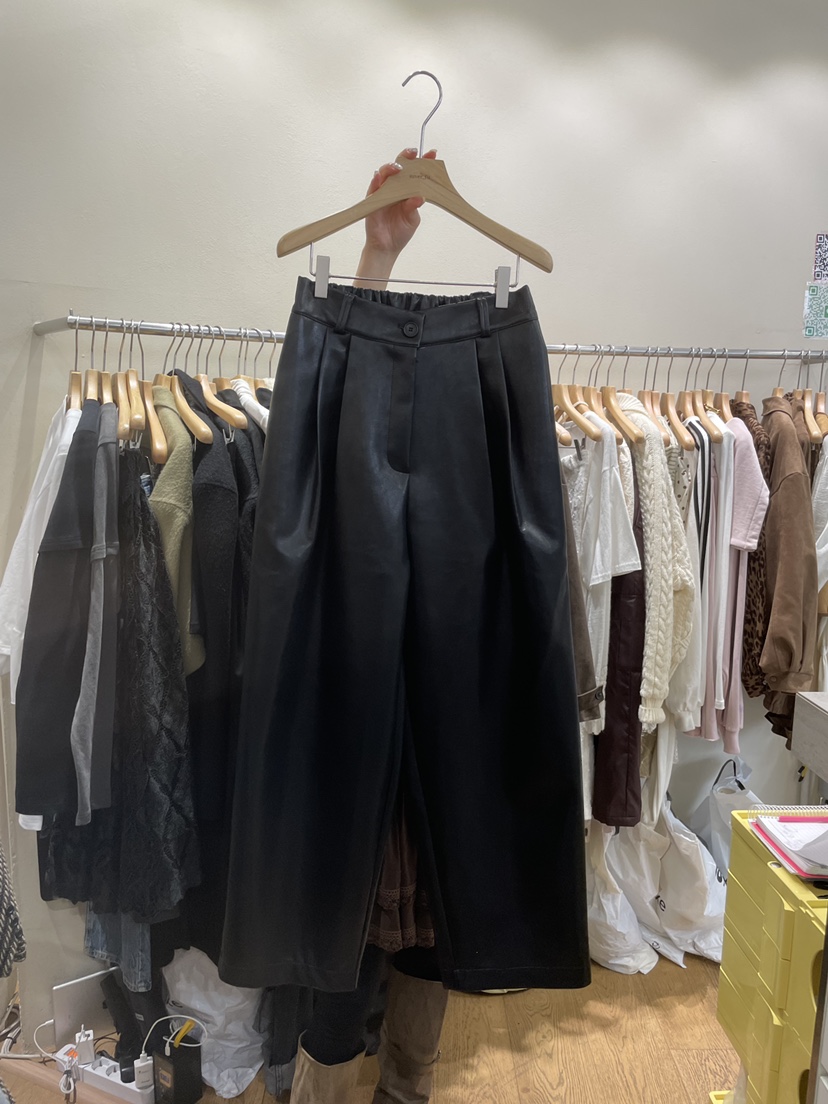 AUVERFIT東大門㊣代購女裝新款休閑真品職業休閑褲加絨皮褲AUVERFIT休閑褲圖色2黑色