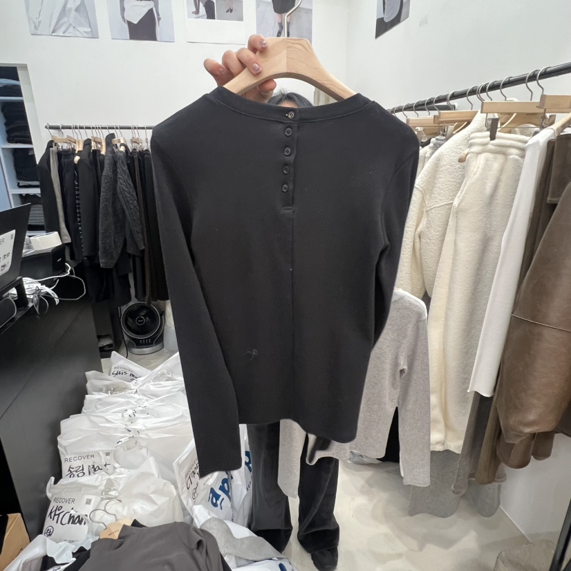 RECOVER東大門㊣直郵女裝新款人氣推薦職業25秋冬長袖T恤紐扣RECOVER/MOMENT長袖T恤