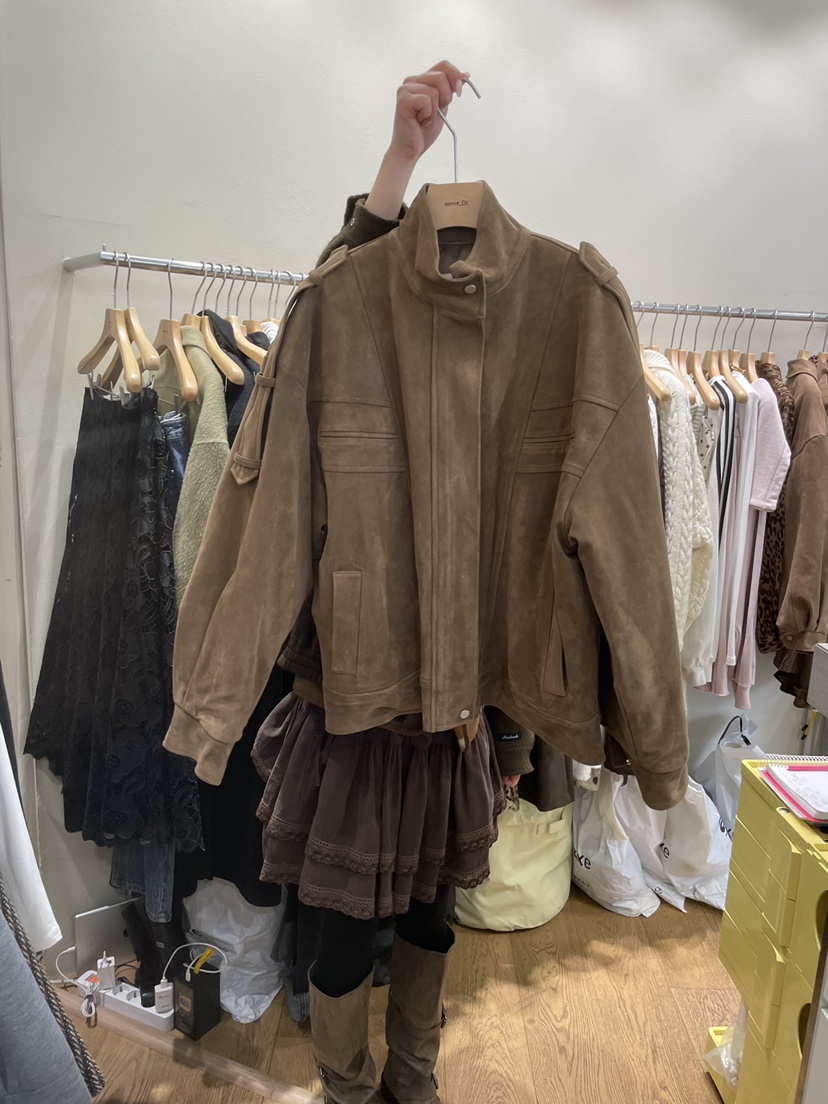 AUVERFIT韓國代購㊣女士新品真品25秋冬熱賣夾克麂皮羅紋絨AUVERFIT夾克圖色1