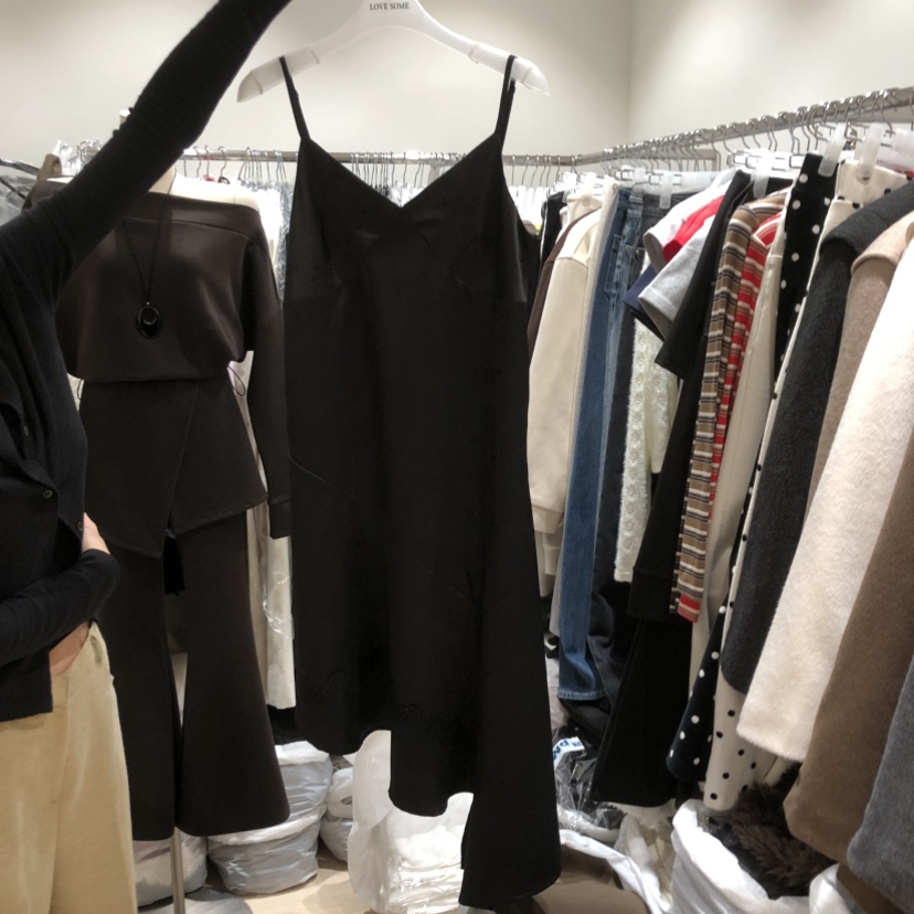 LOVE SOME東大門㊣實拍女裝新款時尚25秋冬人氣連衣裙露肩LOVE SOME連衣裙圖色1