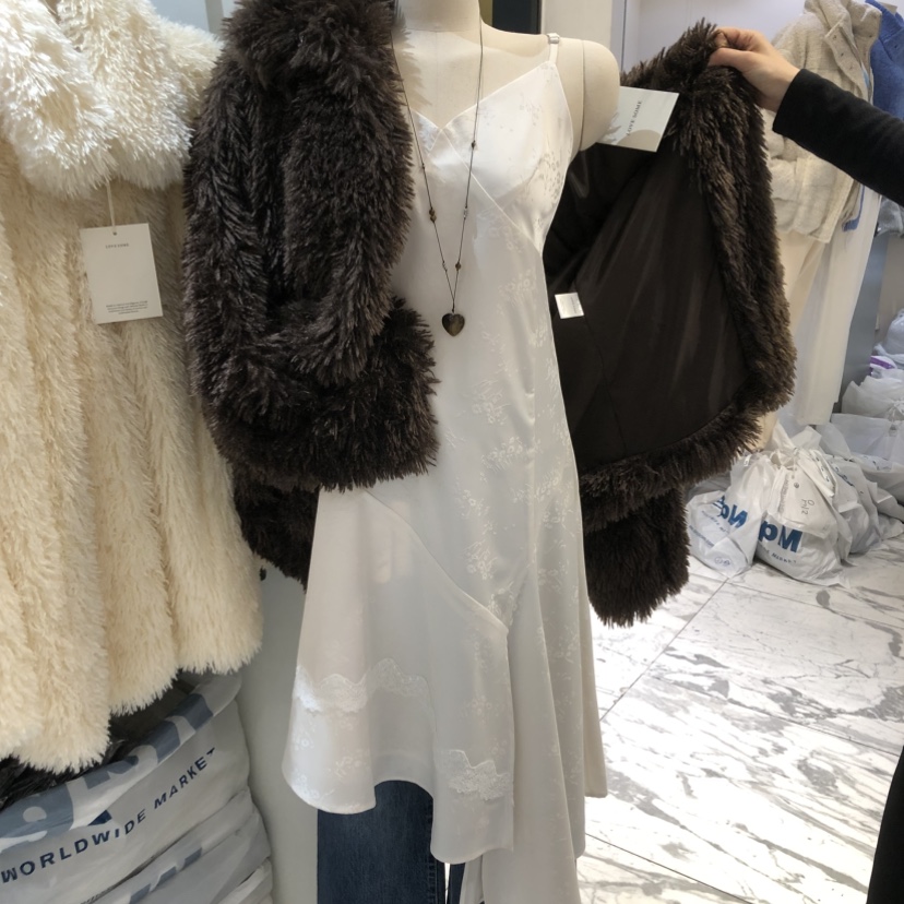 LOVE SOME東大門㊣實拍女裝新款時尚25秋冬人氣連衣裙露肩LOVE SOME連衣裙圖色2