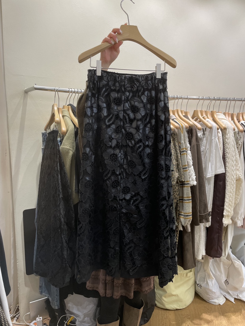 AUVERFIT韓國直郵㊣女裝新品休閑時尚熱賣推薦長裙蕾絲鏤空AUVERFIT長裙