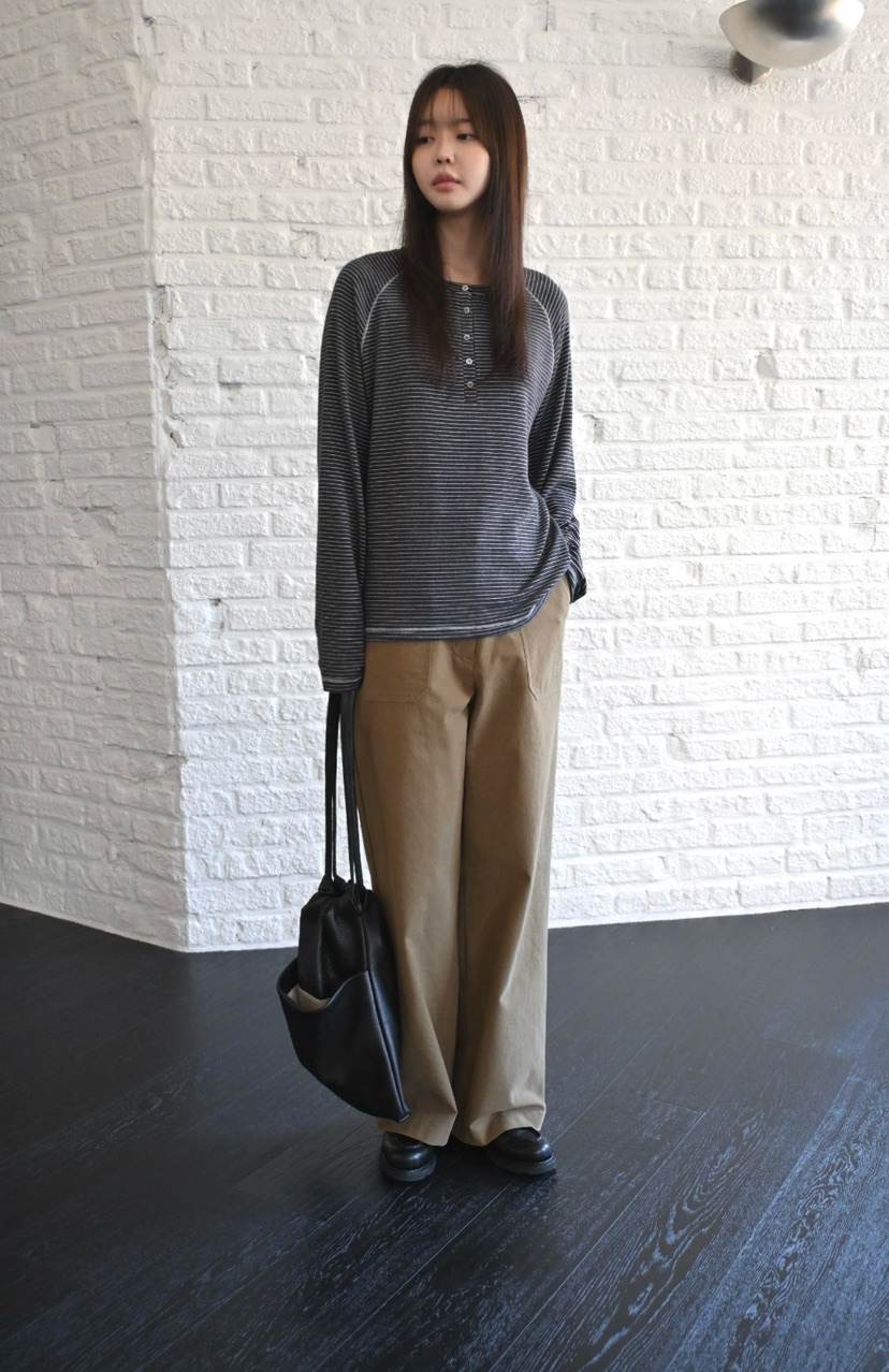 NYLON東大門㊣直郵女士新品真品職業推薦25秋冬時尚長袖T恤NYLON長袖T恤