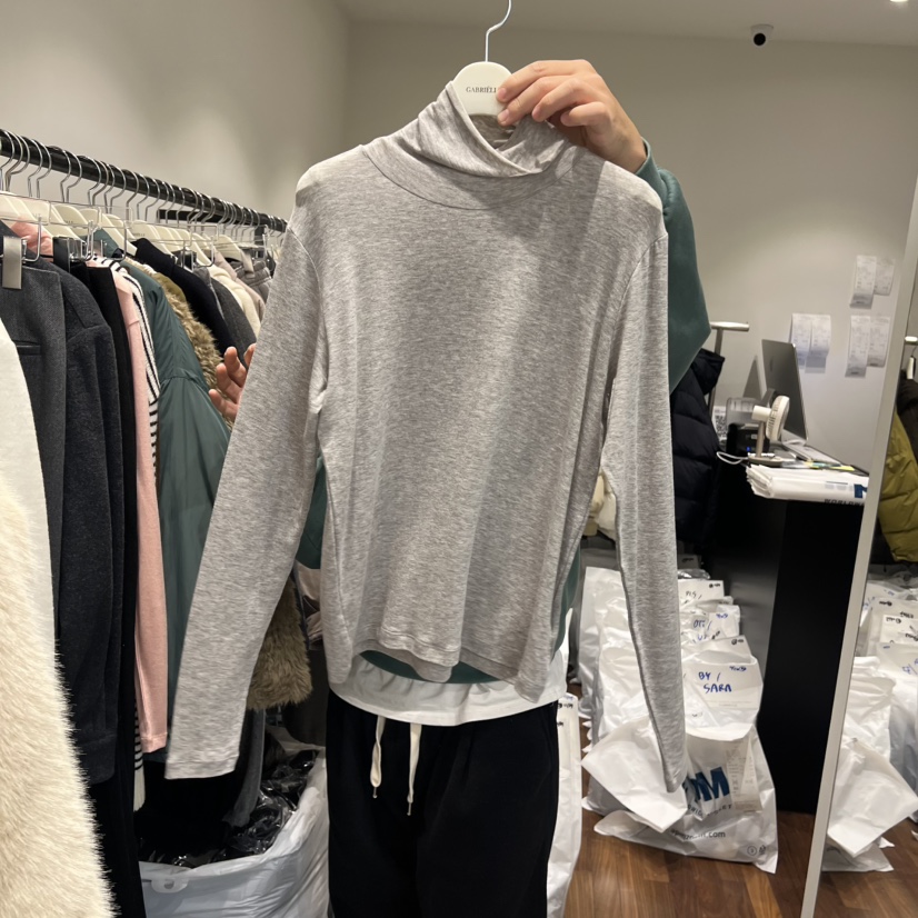 GABRIELLE韓國直郵㊣女士新款25秋冬真品熱賣人氣長袖T恤高領GABRIELLE長袖T恤圖色2