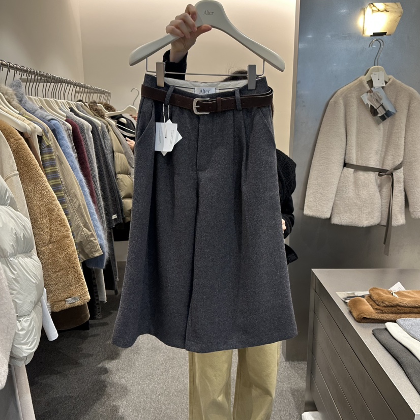 ALTER東大門㊣實拍女裝新款真品職業25秋冬休閑短褲不含腰帶Alter短褲圖色1
