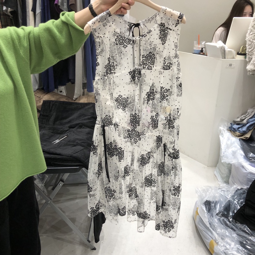 FRE韓國代購㊣女士新品人氣時尚真品休閑25秋冬熱賣推薦連衣裙FRE連衣裙圖色2