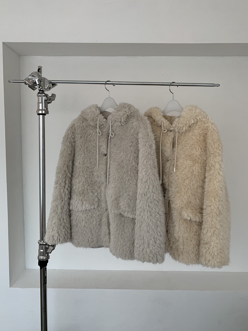 RIVER RAIN東大門㊣直郵女裝新款職業休閑25秋冬短款大衣皮草RIVER RAIN短款大衣