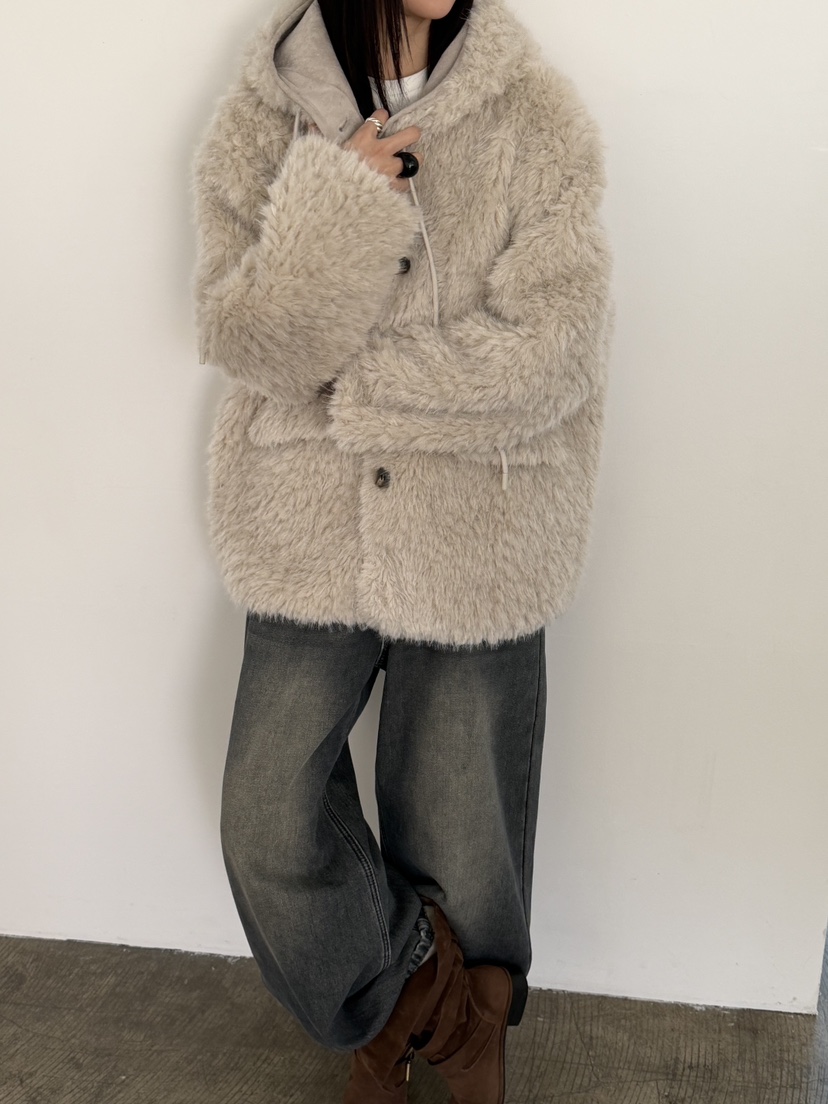 RIVER RAIN東大門㊣直郵女裝新款職業休閑25秋冬短款大衣皮草RIVER RAIN短款大衣