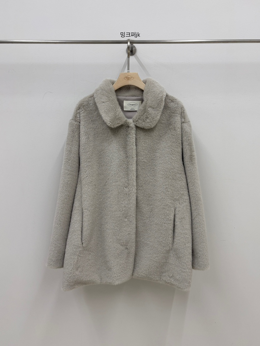 VERGAMOT東大門㊣實拍女裝新款25秋冬熱賣職業短款大衣貂皮VERGAMOT短款大衣圖色2