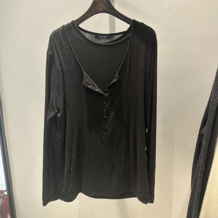 JANE BIRKIN東大門㊣直郵女裝新品休閑熱賣人氣長袖T恤紐扣JANE BIRKIN設計師品牌長袖T恤圖色3墨色