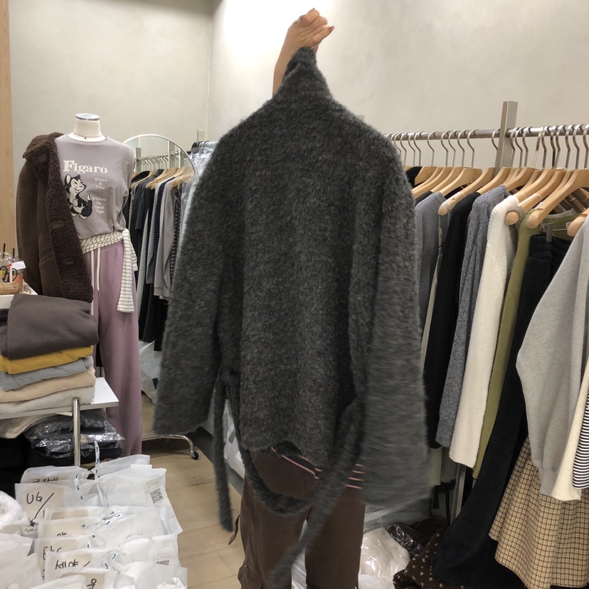 VILLABUTTON東大門㊣實拍女裝新品時尚真品推薦人氣短款大衣VILLABUTTON短款大衣