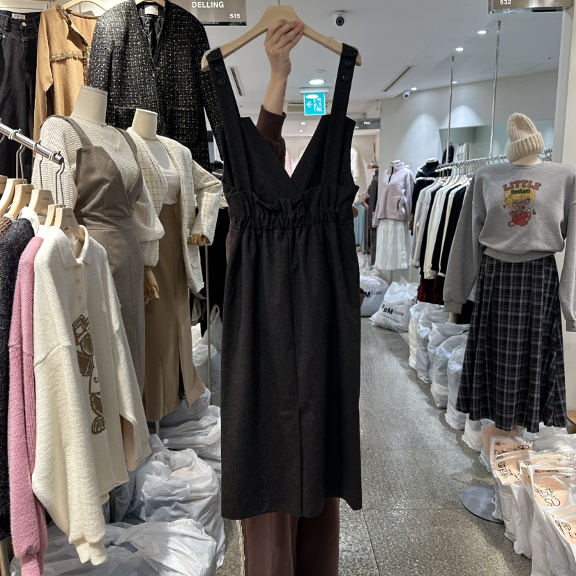 DELLING東大門㊣直郵女裝新品熱賣人氣25秋冬連衣裙不含內搭羊毛DELLING連衣裙