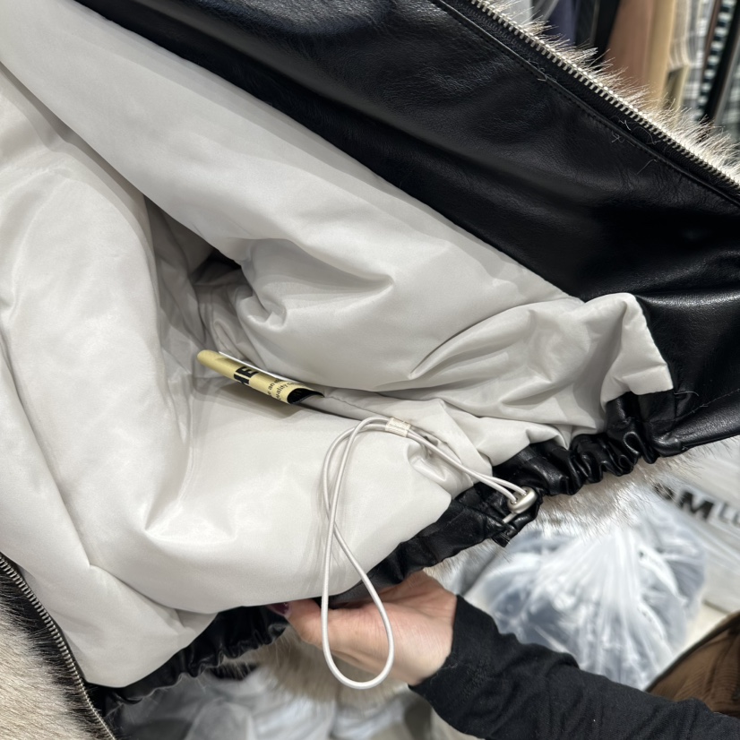 AT THE END東大門㊣代購女裝新款真品熱賣休閑人氣短款大衣AT THE END短款大衣