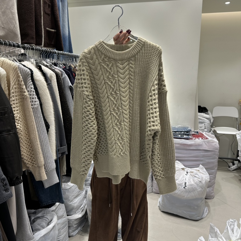 AT THE END韓國代購㊣女裝新款熱賣人氣25秋冬推薦針織衫AT THE END針織衫圖色3