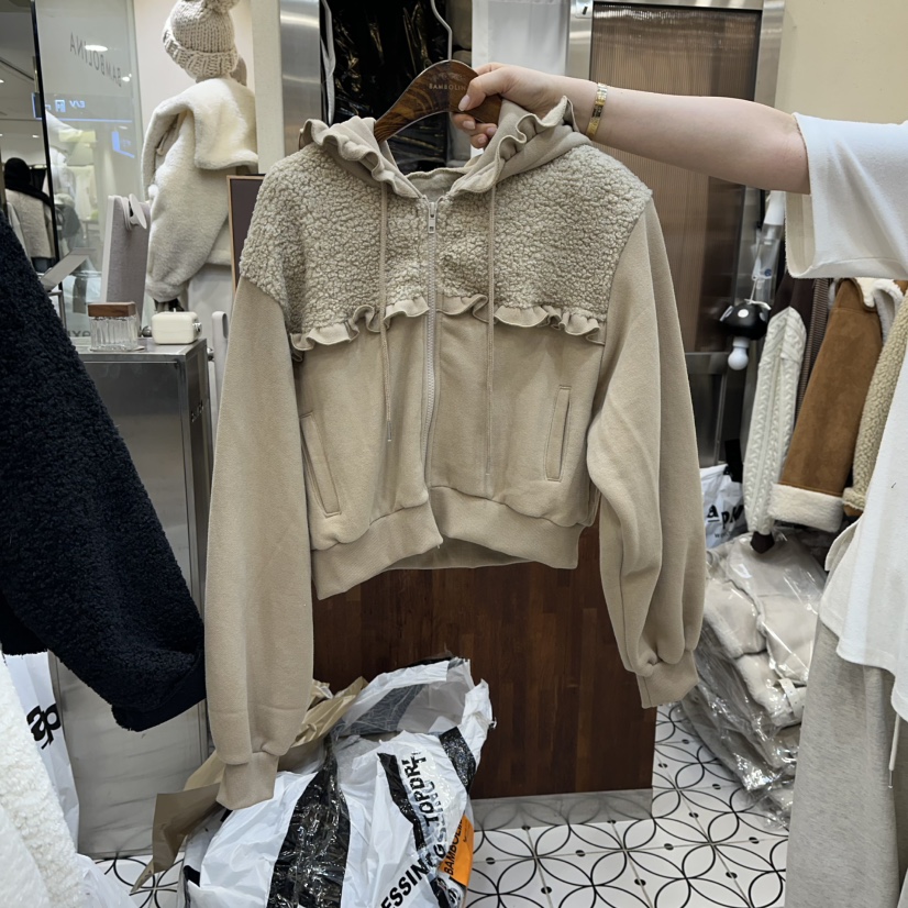 BAMBOLINA東大門㊣直郵女裝新款時尚真品熱賣人氣職業休閑衛衣BAMBOLINA衛衣圖色2