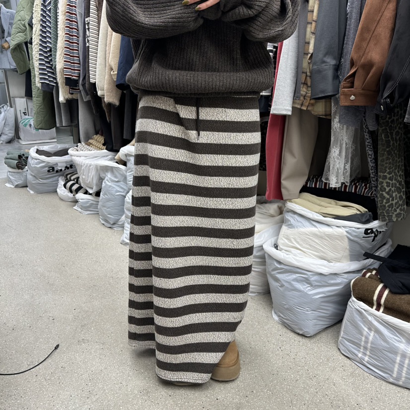 AMOEBA東大門㊣實拍女士新款真品推薦熱賣時尚25秋冬人氣長裙AMOEBA長裙圖色1墨色