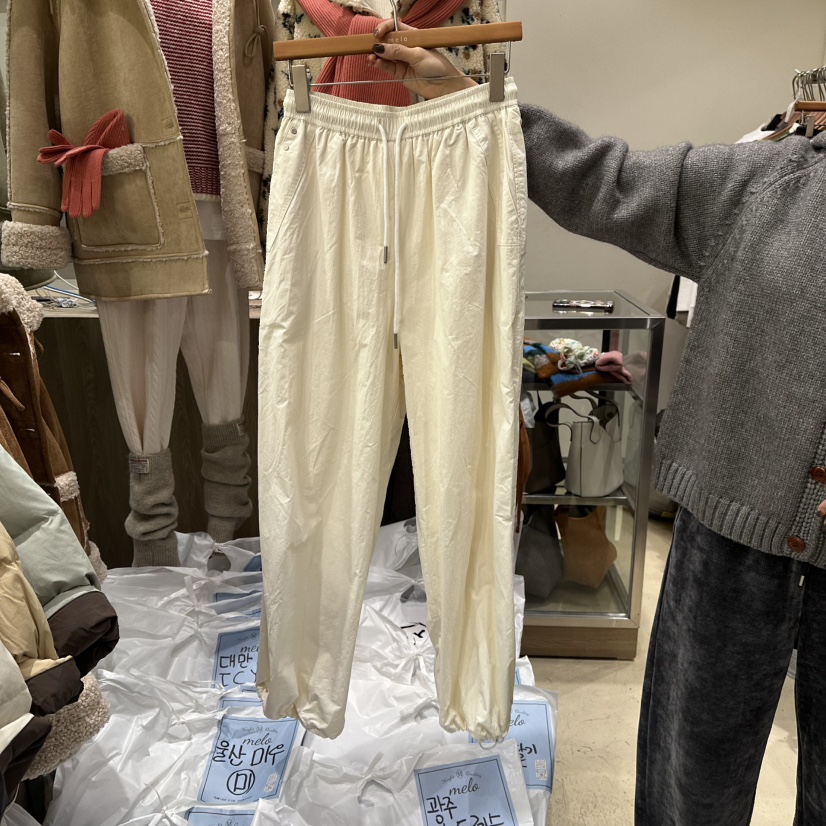 MELO東大門㊣直郵女士新品真品熱賣推薦休閑褲加絨貂絨纖維MELO休閑褲圖色1