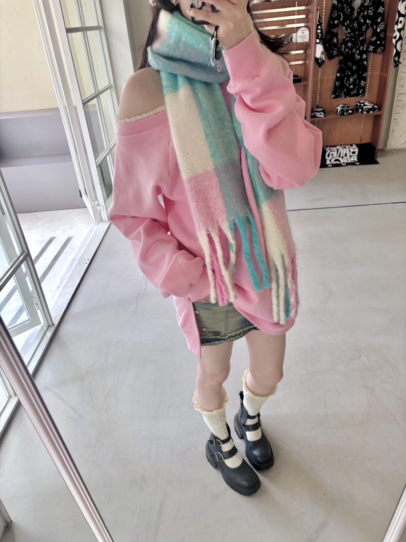 STICK WITH東大門㊣代購女裝新款休閑時尚真品人氣衛衣露肩STICK WITH衛衣