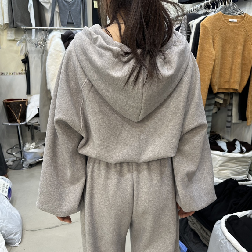 BILLION-L東大門㊣直郵女士新品職業真品衛衣連帽拉鏈衫貂皮BILLION-L衛衣