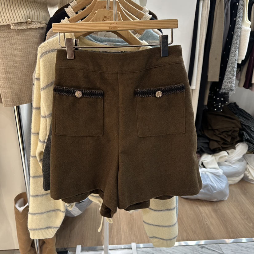 ABLESTUDIO東大門㊣實拍女裝新品推薦職業25秋冬真品人氣短褲ABLESTUDIO短褲圖色1