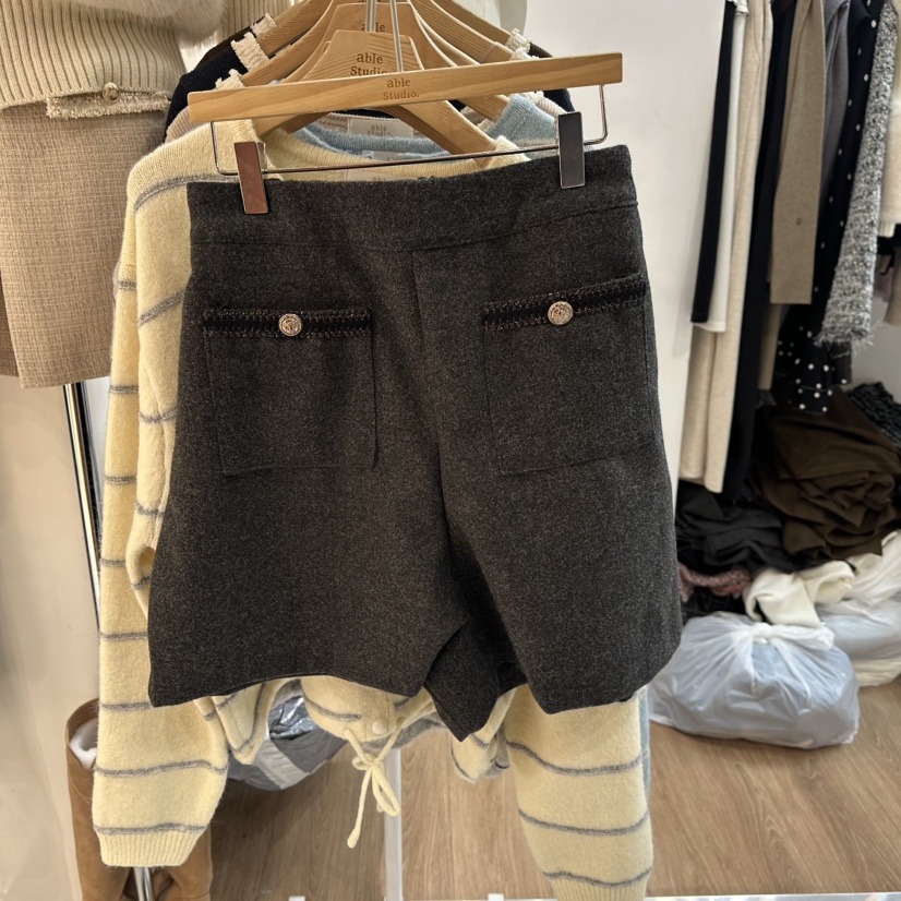 ABLESTUDIO東大門㊣實拍女裝新品推薦職業25秋冬真品人氣短褲ABLESTUDIO短褲圖色2