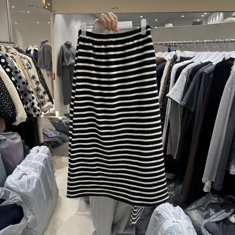 BENE韓國代購㊣女裝新款休閑熱賣推薦職業25秋冬時尚人氣長裙BENE長裙