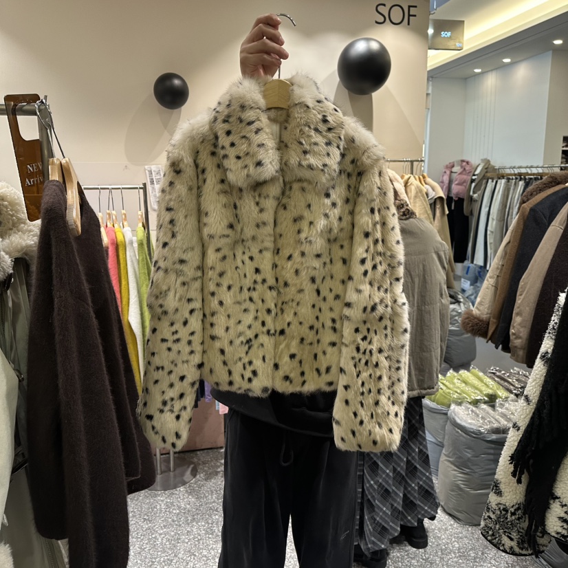 SOF東大門㊣實拍女裝新品熱賣人氣職業推薦時尚短款大衣兔子SOF短款大衣圖色1