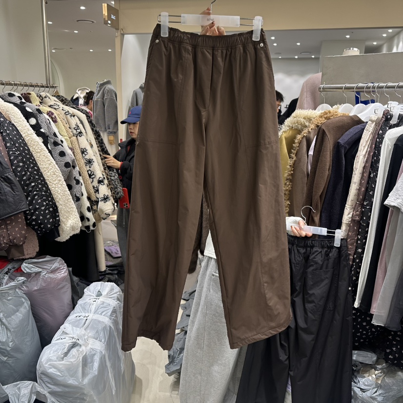 BENE東大門㊣實拍女士新款熱賣人氣休閑真品時尚休閑褲尼龍絨BENE休閑褲圖色1