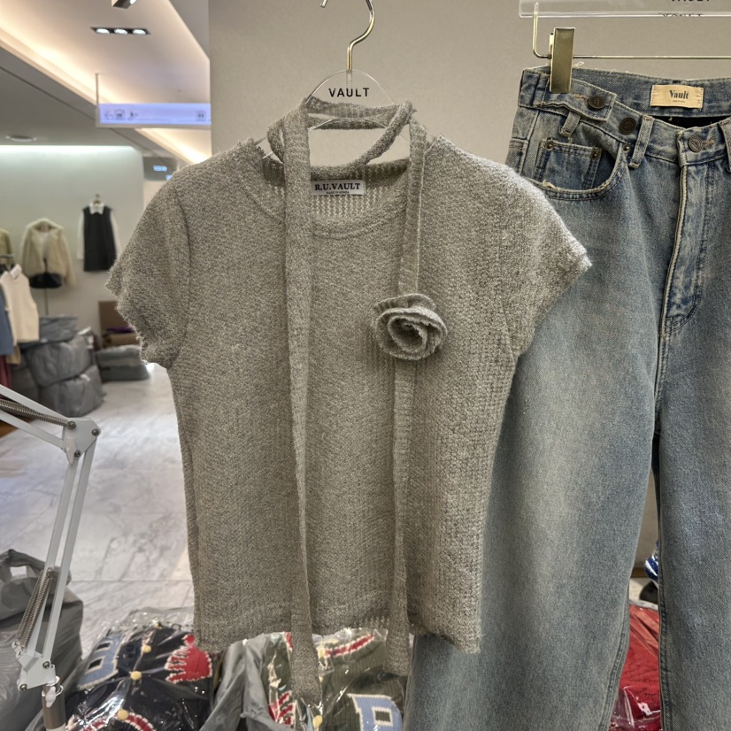 VAULT東大門㊣直郵女士新品25秋冬真品推薦職業休閑T恤含圍巾VAULTT恤圖色3