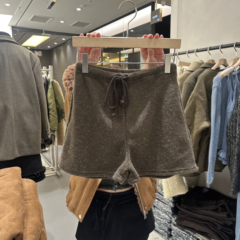 AURA韓國直郵㊣女裝新品職業人氣熱賣真品時尚25秋冬短褲羊毛Au ra短褲圖色3