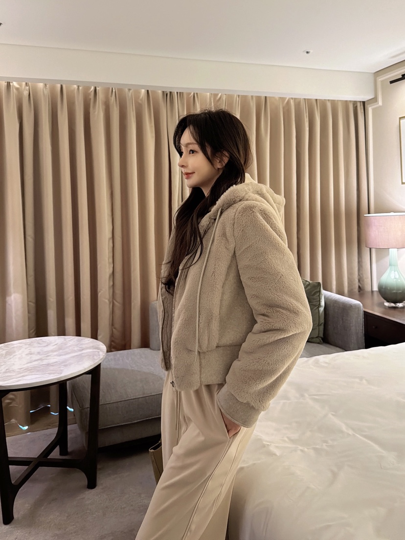 CLOTH東大門㊣直郵女士新品真品人氣職業時尚夾克貂皮連帽棉CLOTH夾克