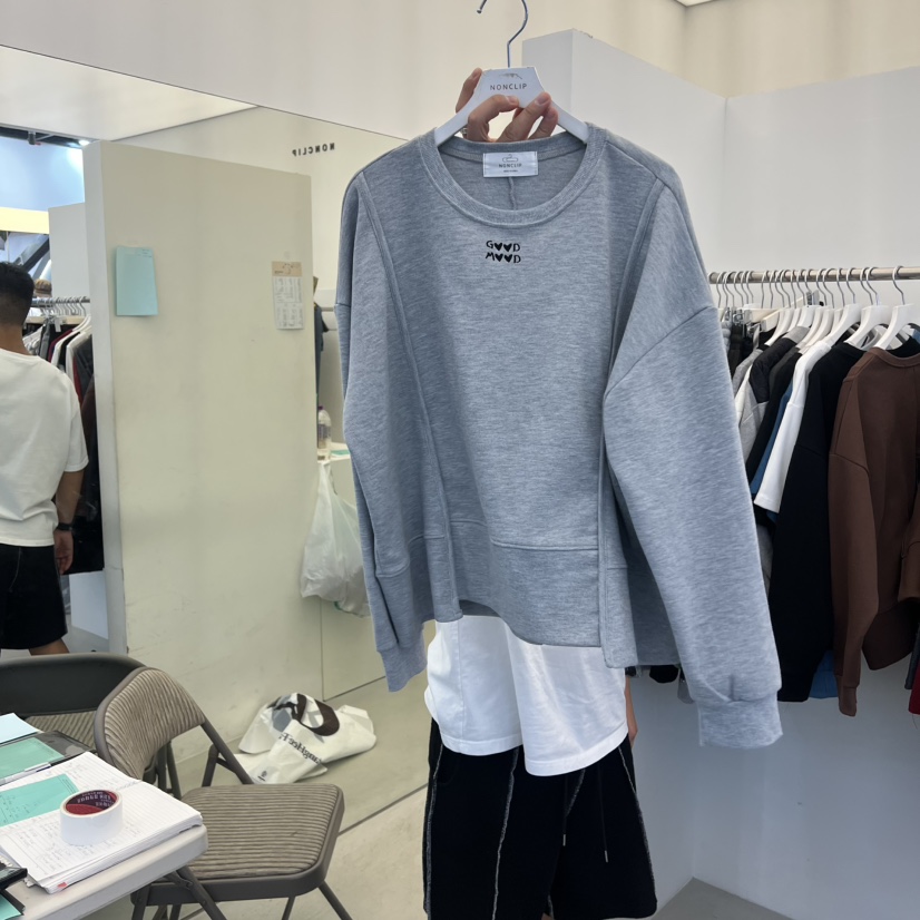 NON CLIP韓國直郵㊣女裝新款人氣25秋冬時尚休閑熱賣衛衣刺繡NON CLIP衛衣圖色4