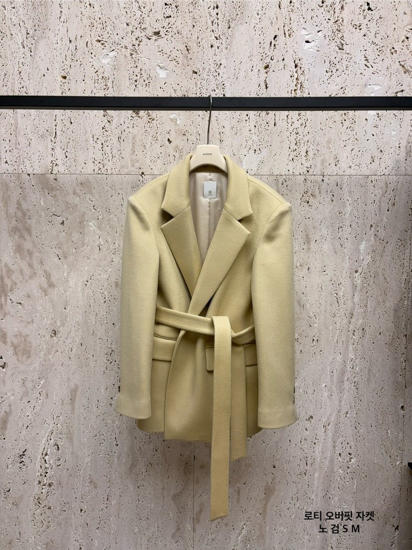 BLOSSOM韓國直郵㊣女士新款25秋冬時尚職業熱賣真品夾克含腰帶BLOSSOM夾克圖色1