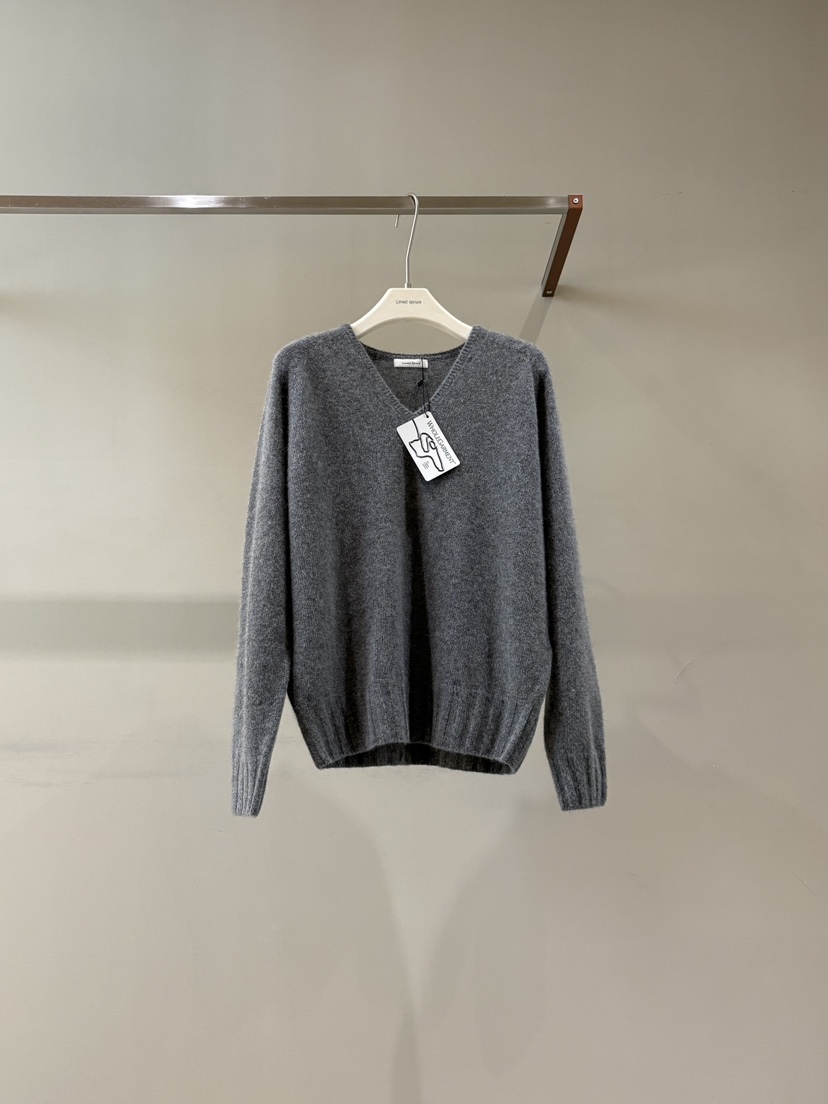 LIMED SPRUCE東大門㊣實拍女裝新品休閑熱賣真品針織衫浣熊LIMED SPRUCE針織衫圖色2