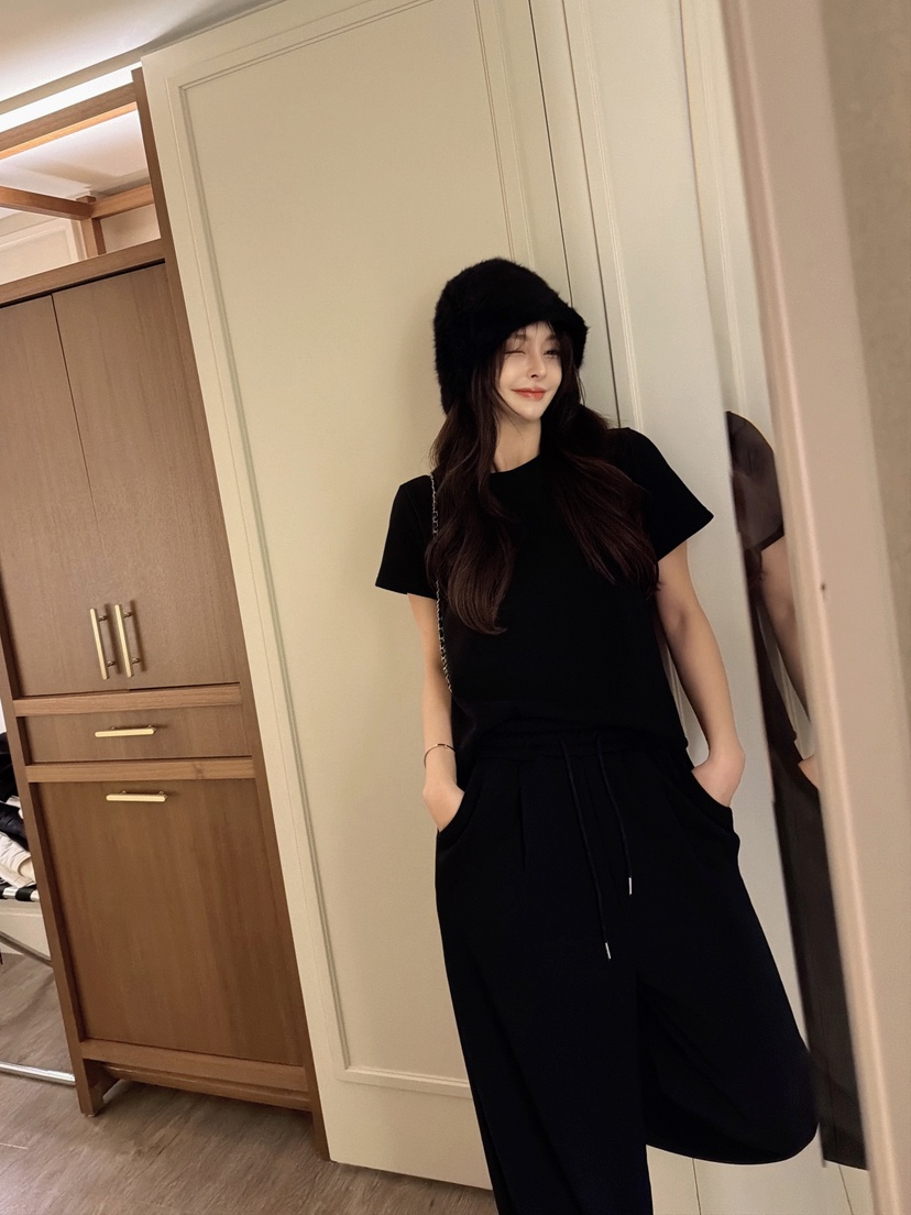 CLOTH東大門㊣實拍女士新品25秋冬推薦真品人氣職業T恤貂皮絨CLOTHT恤