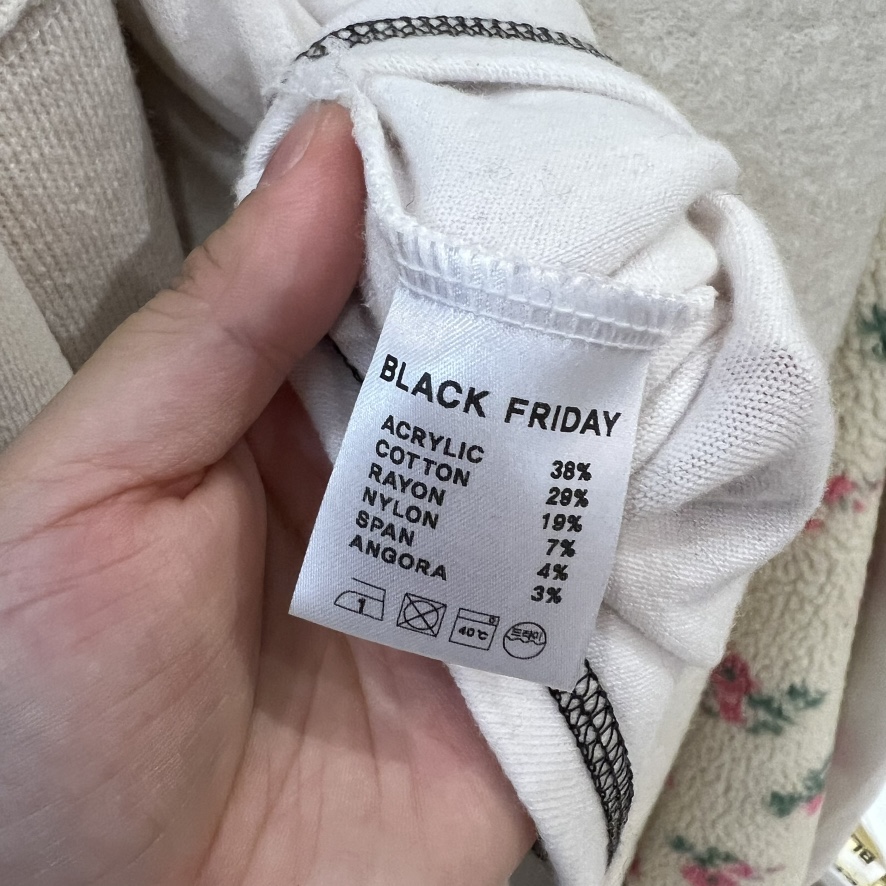 BLACKFRIDAY東大門㊣實拍女士新品25秋冬熱賣推薦人氣長袖T恤BLACK FRIDAY長袖T恤