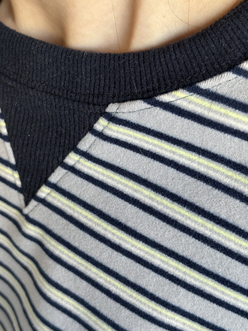 Verbena東大門㊣代購女士新款時尚職業熱賣推薦人氣長袖T恤Verbena長袖T恤