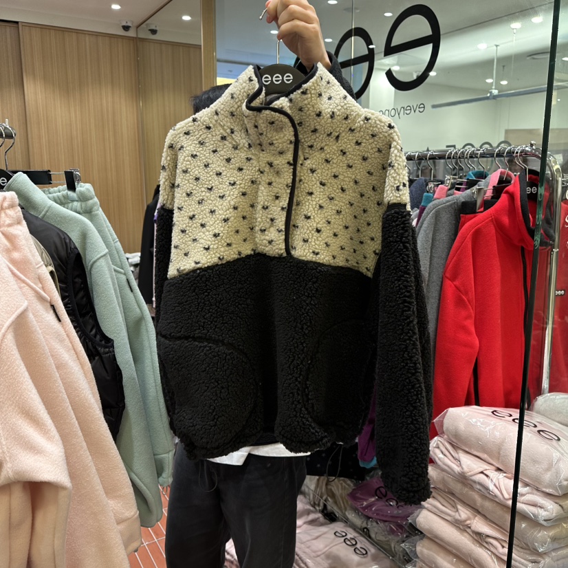 E/E/E東大門㊣直郵女士新款真品熱賣人氣衛衣泰迪熊連帽衫E/E/E衛衣圖色2