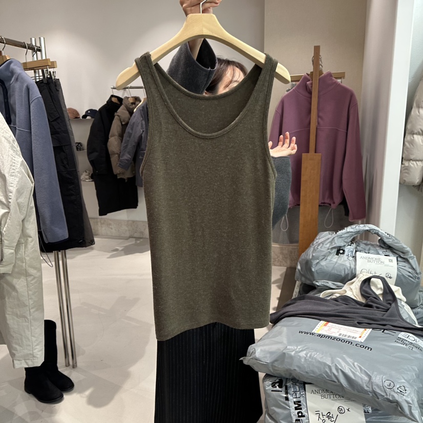 ANDMORE BUTTON東大門㊣代購女裝新款25秋冬吊帶背心安哥拉ANDMORE BUTTON吊帶/背心圖色2